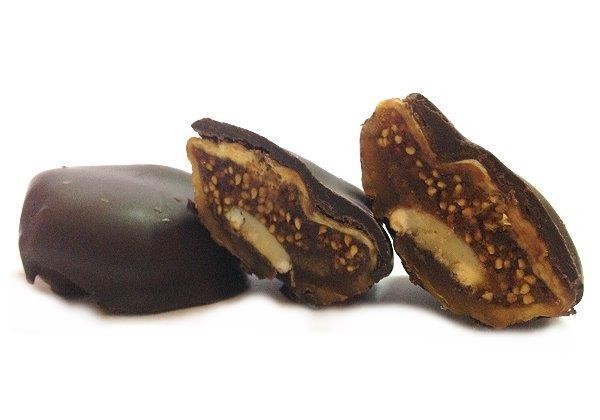 Praline di Fichi ripieni di Noci e Mandorle al Rhum ricoperti di Cioccolato Fondente250gr